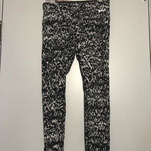 Large Nike Workout Leggings
